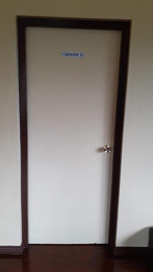 סובה Mishra Residence מראה חיצוני תמונה